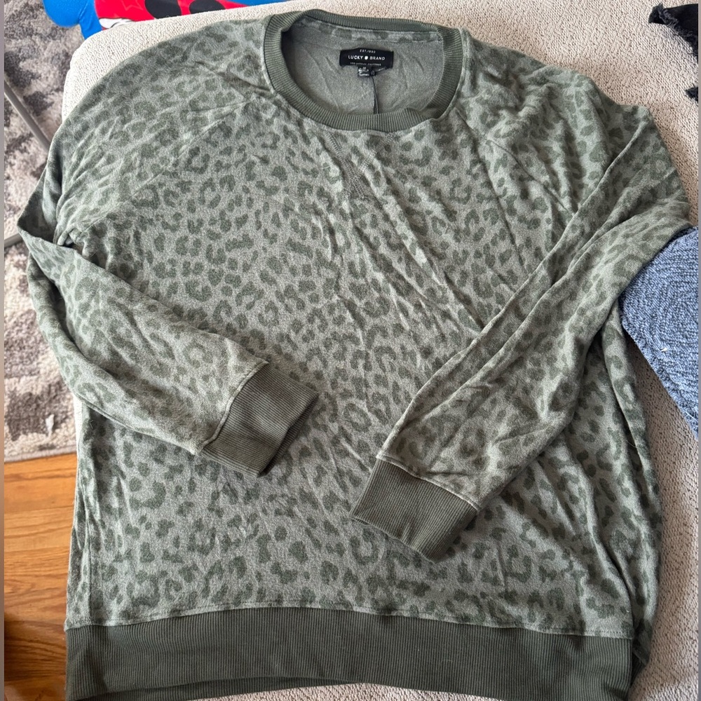 Long sleeve NWT lucky brand shirt